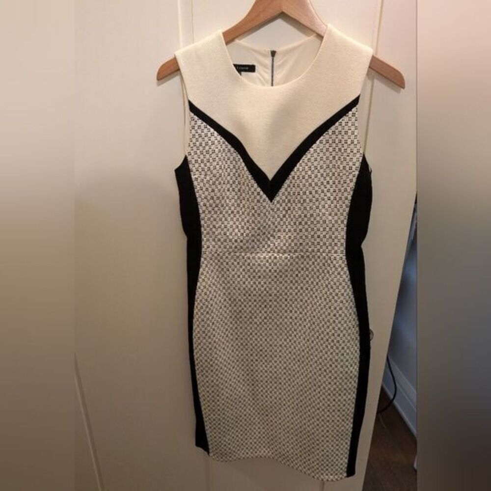Judith and Charles knee length dress